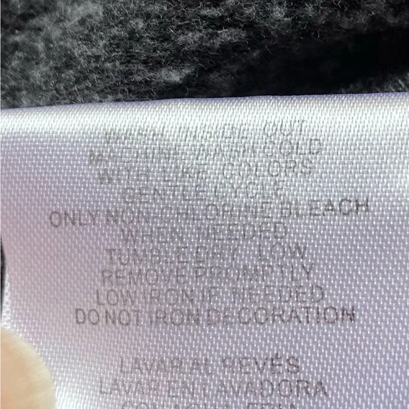 Friday the 13th Sweatshirt Hoodie - Picture 13 of 16